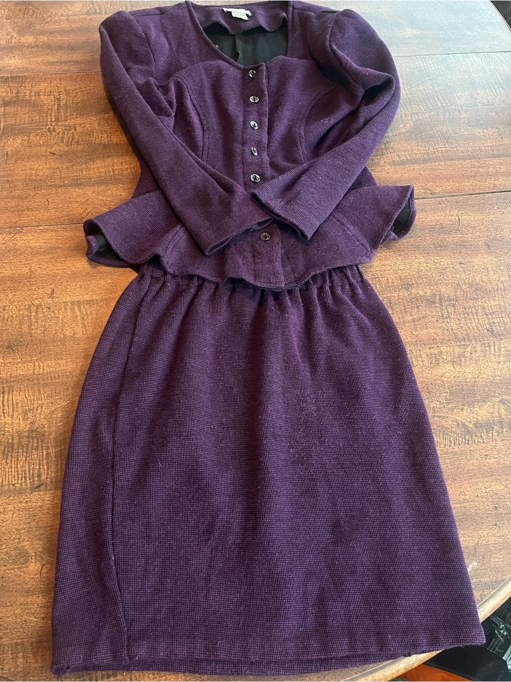 Vintage LE-AL Purple Black Skirt Suit
Peplum Jacket Midi USA Made Sz 5-6 Artsy